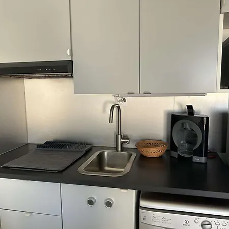 Apartment Climatise, Piscine, 4 Couchages, Port Camargue - Fr-1-250-302 *