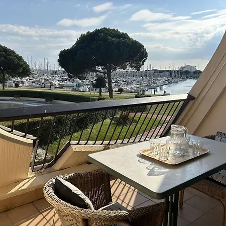 Apartment Climatise, Piscine, 4 Couchages, Port Camargue - Fr-1-250-302 *