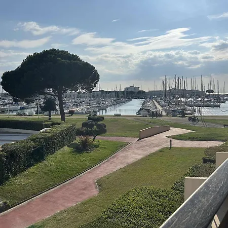 Climatise, Piscine, 4 Couchages, Port Camargue